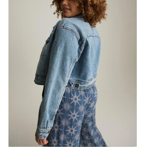 Torrid Women's Blind Spot Festi 80s Denim Trucker Jacket Plus Size 3X - Picture 2 of 9